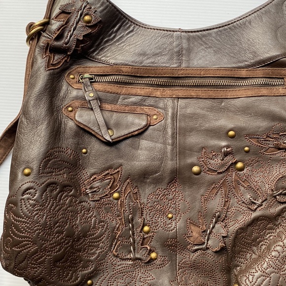 G Series Cole Haan brown leather bucket bag - Picture 2 of 10